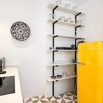 Spacious In Old Town Rems *