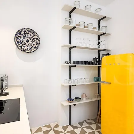 Spacious In Old Town Rems *