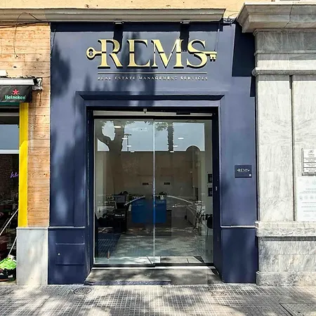 Spacious In Old Town Rems * Málaga