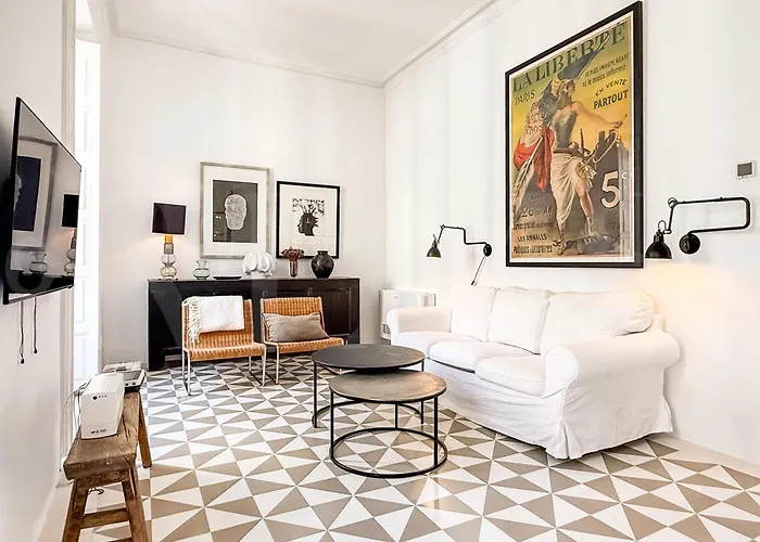 Appartamento Spacious In Old Town Rems